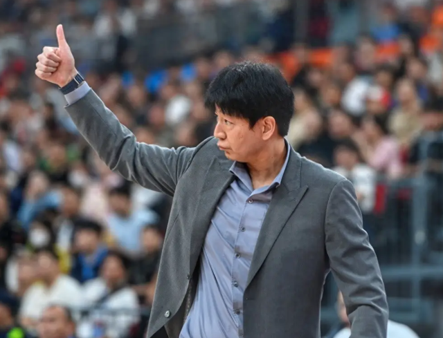 正式官宣！CBA顶级射手完成转会，携手高诗岩，全力冲击前四