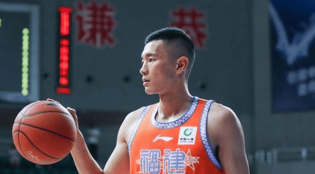 正式官宣！CBA顶级射手完成转会，携手高诗岩，全力冲击前四