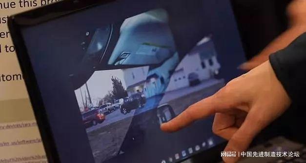 汽车A柱视野盲区大难题，竟被美国一14岁姑娘轻松解决！