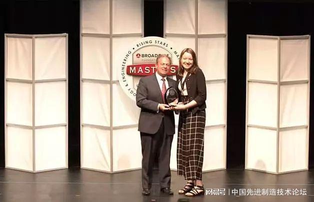 汽车A柱视野盲区大难题，竟被美国一14岁姑娘轻松解决！