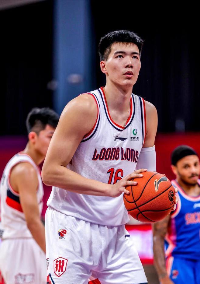 六名国字号球员!广东宏远阵容大升级,杜锋冲击第12冠